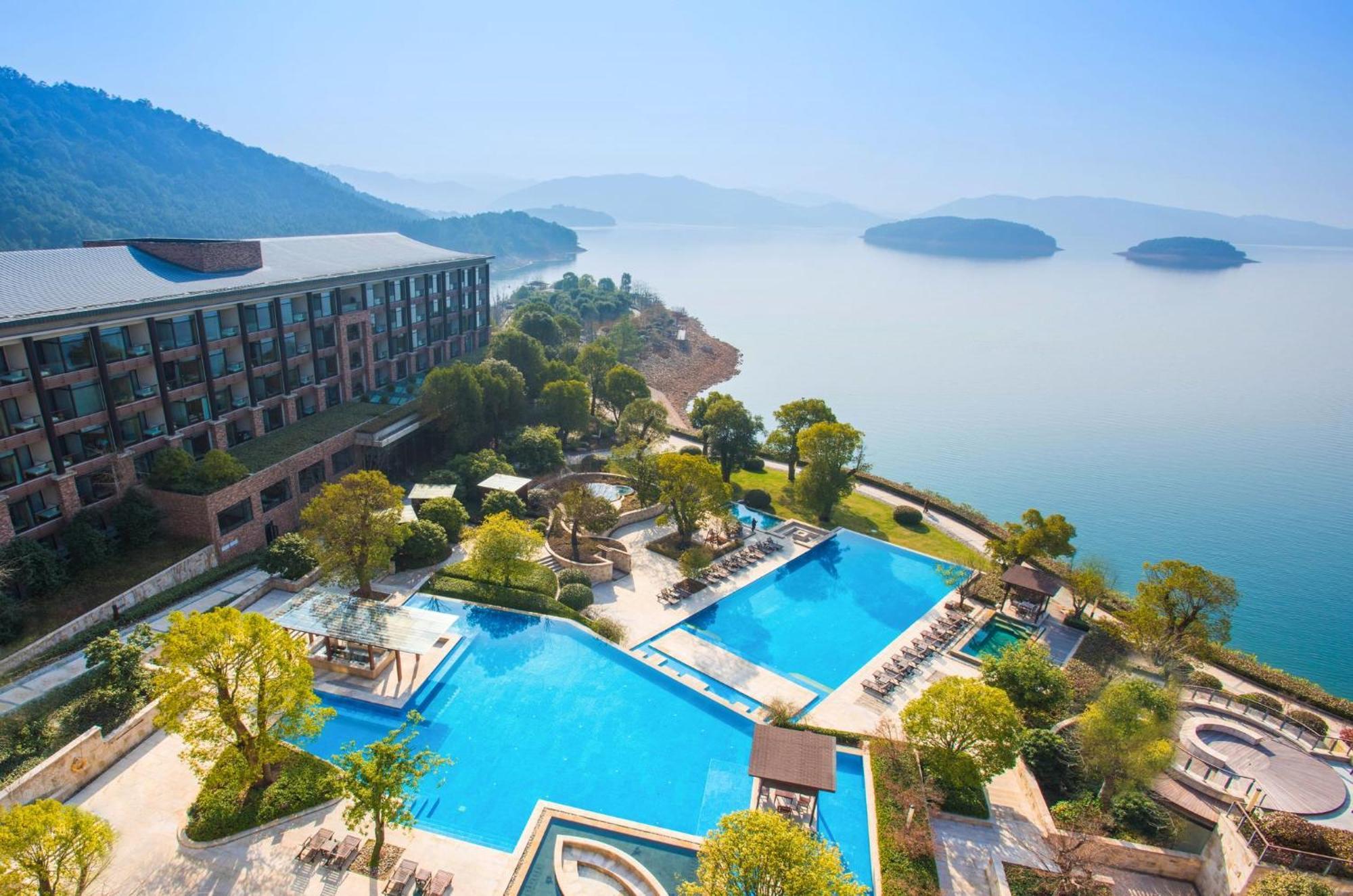 Intercontinental One Thousand Island Lake Resort By Ihg Chun'an Bagian luar foto