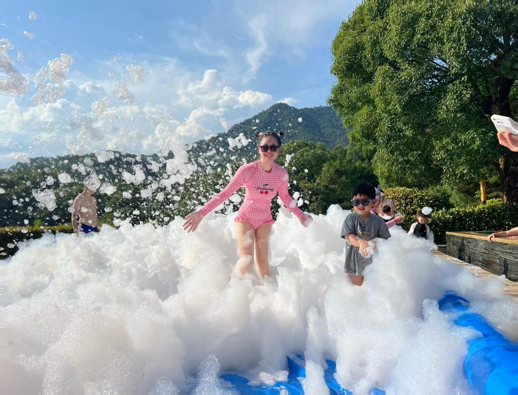 Intercontinental One Thousand Island Lake Resort By Ihg Chun'an Bagian luar foto