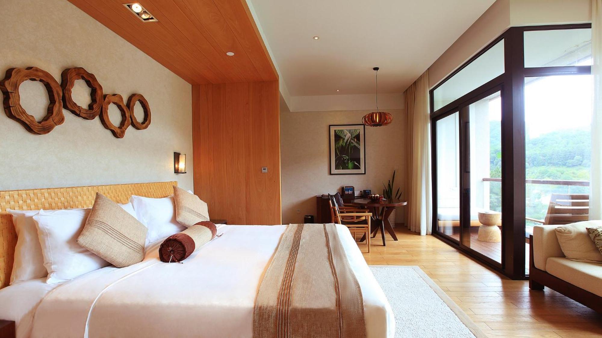 Intercontinental One Thousand Island Lake Resort By Ihg Chun'an Bagian luar foto