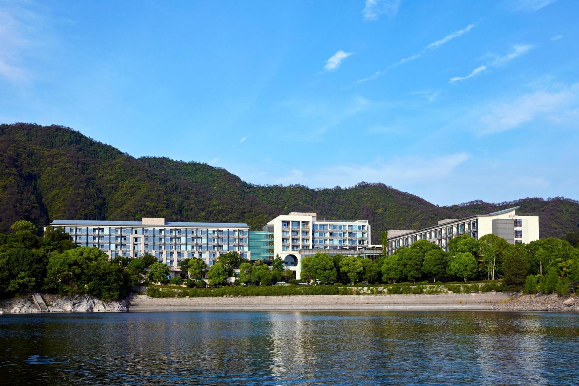 Intercontinental One Thousand Island Lake Resort By Ihg Chun'an Bagian luar foto
